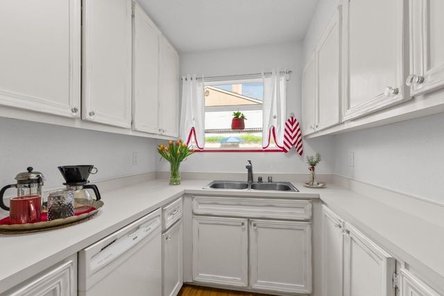 3553 Caballero Ln, Antelope, CA 95843