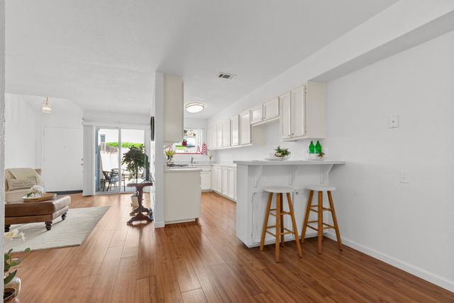 3553 Caballero Ln, Antelope, CA 95843