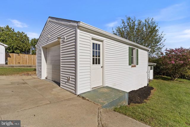 4915 SIXES RD, Prince Frederick, MD 20678