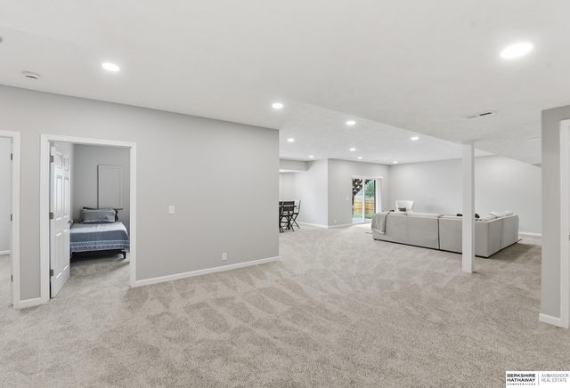 14719 Ernst Street, Bennington, NE 68007