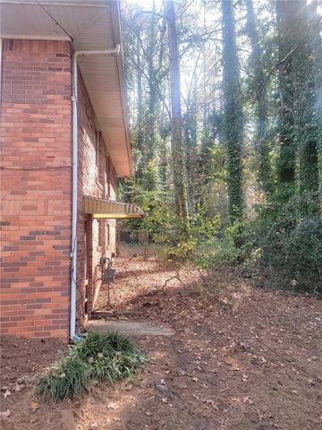 1768 Dodson SW Drive, Atlanta, GA 30311