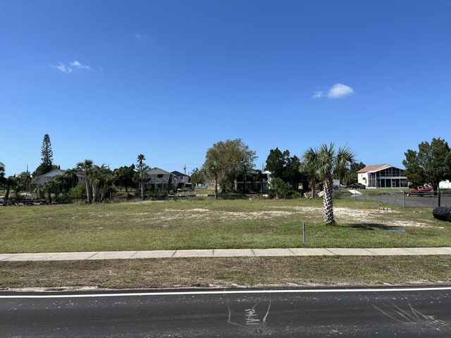 3341 SHOAL LINE BOULEVARD, Hernando Beach, FL 34607