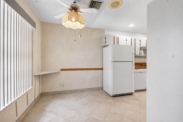 5241 Privet Place B, Delray Beach, FL 33484