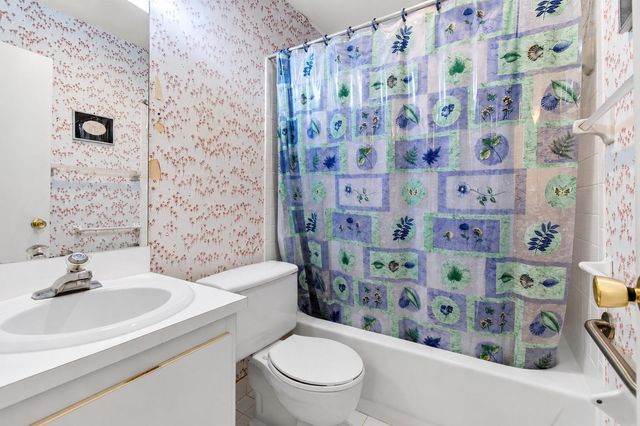 5241 Privet Place B, Delray Beach, FL 33484