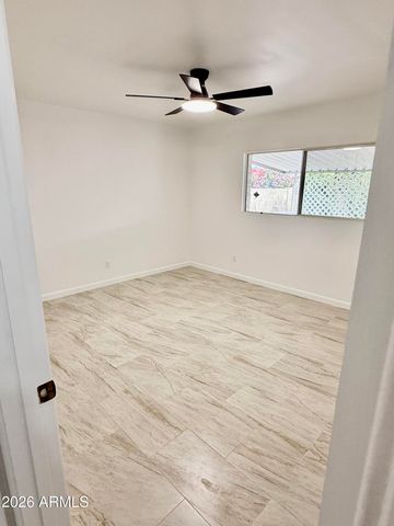 5817 W TIERRA BUENA Lane, Glendale, AZ 85306