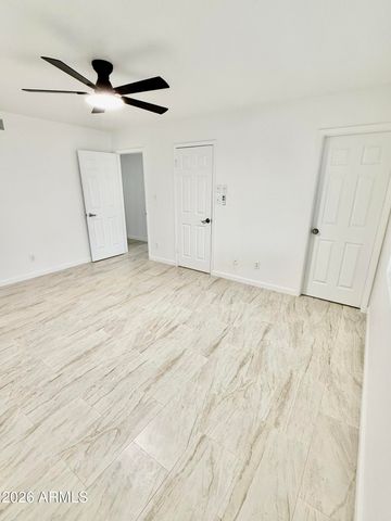 5817 W TIERRA BUENA Lane, Glendale, AZ 85306