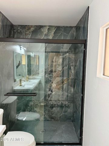 5817 W TIERRA BUENA Lane, Glendale, AZ 85306