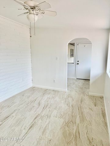 5817 W TIERRA BUENA Lane, Glendale, AZ 85306