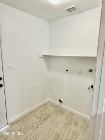 5817 W TIERRA BUENA Lane, Glendale, AZ 85306