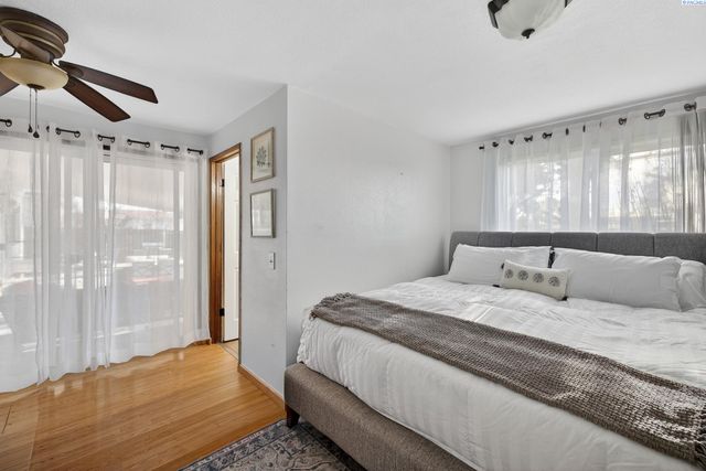 712 W Jan St, Pasco, WA 99302