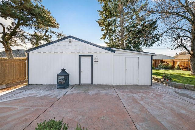 712 W Jan St, Pasco, WA 99302