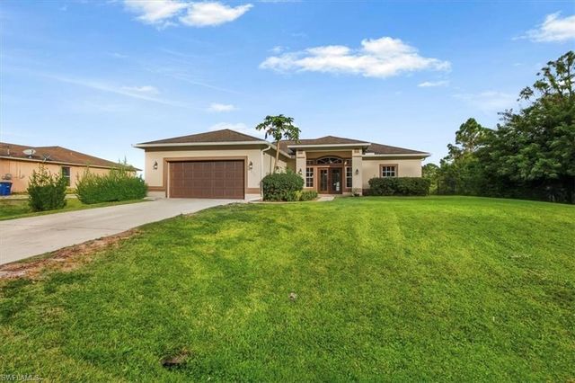 816 Cortez AVE, Lehigh Acres, FL 33972