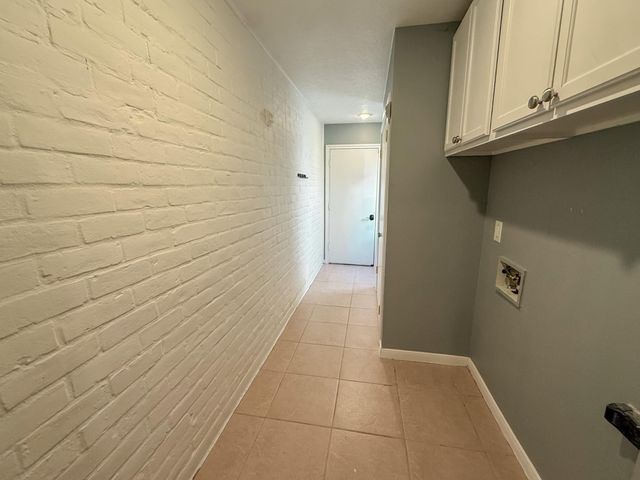 1210 Saxony Lane, Nassau Bay, TX 77058