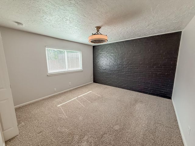 1210 Saxony Lane, Nassau Bay, TX 77058