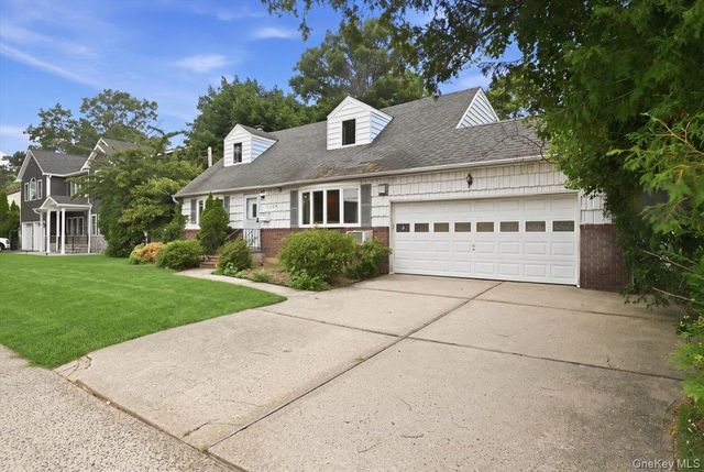 1935 Lenox Avenue, East Meadow, NY 11554
