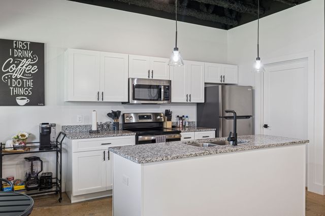 295 Plus Park Blvd Unit 114, Nashville, TN 37217