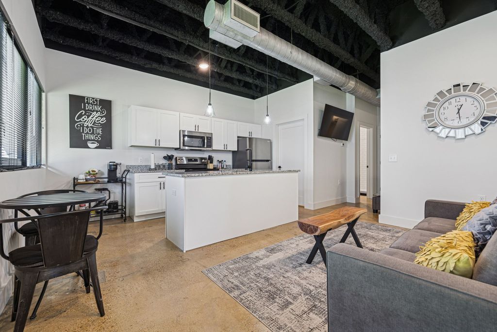 295 Plus Park Blvd Unit 114, Nashville, TN 37217