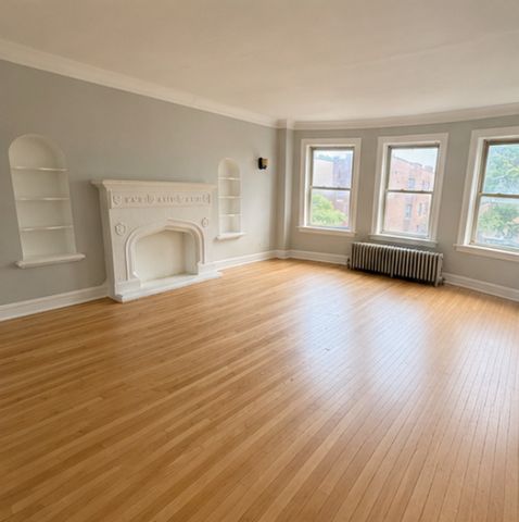 8146 S Maryland Avenue 3N, Chicago, IL 60619