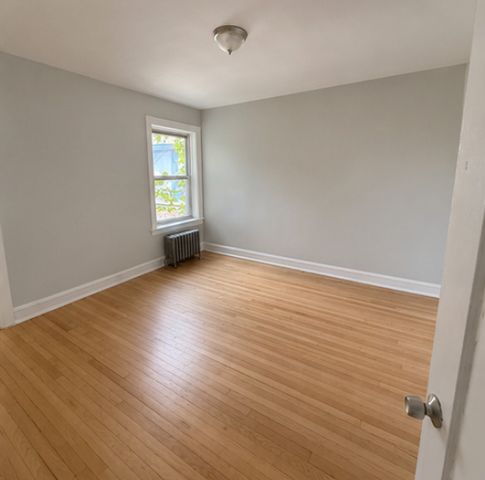 8146 S Maryland Avenue 3N, Chicago, IL 60619