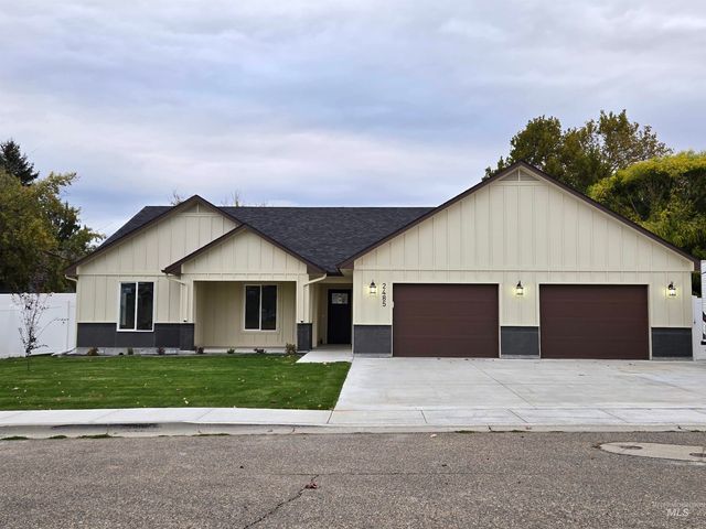 2485 2nd Ave S, Payette, ID 83661 property photo