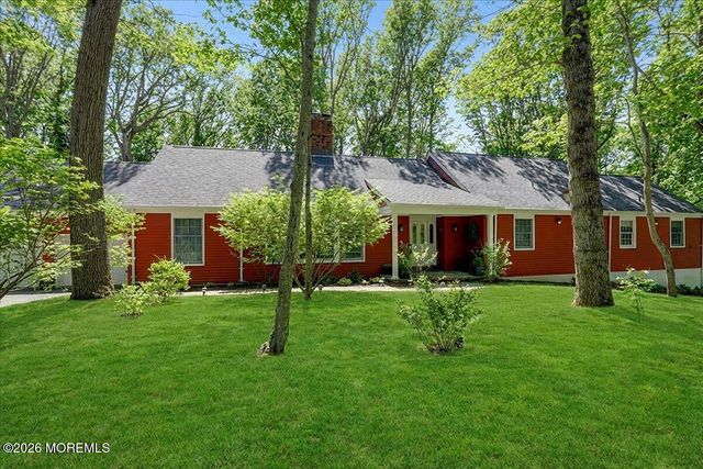 6 Twin Brooks Court, Holmdel, NJ 07733