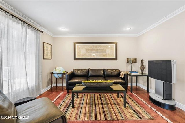 6 Twin Brooks Court, Holmdel, NJ 07733