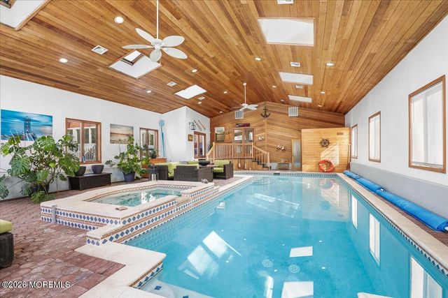 6 Twin Brooks Court, Holmdel, NJ 07733