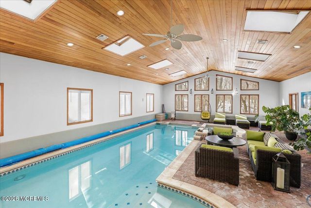 6 Twin Brooks Court, Holmdel, NJ 07733