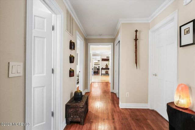 6 Twin Brooks Court, Holmdel, NJ 07733