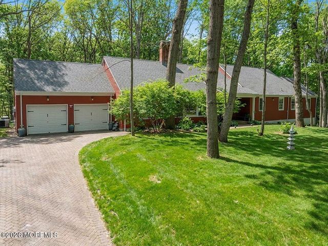 6 Twin Brooks Court, Holmdel, NJ 07733