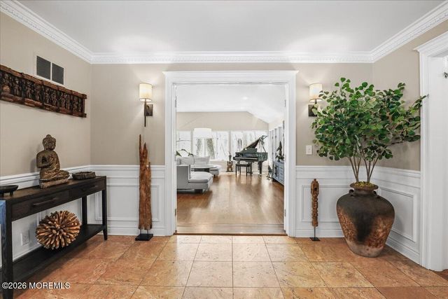 6 Twin Brooks Court, Holmdel, NJ 07733