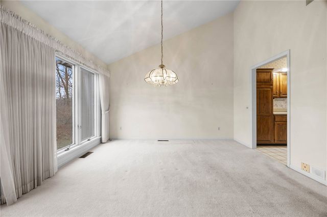 23 Sky Ridge Drive, Penfield, NY 14625