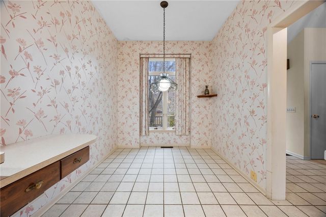 23 Sky Ridge Drive, Penfield, NY 14625