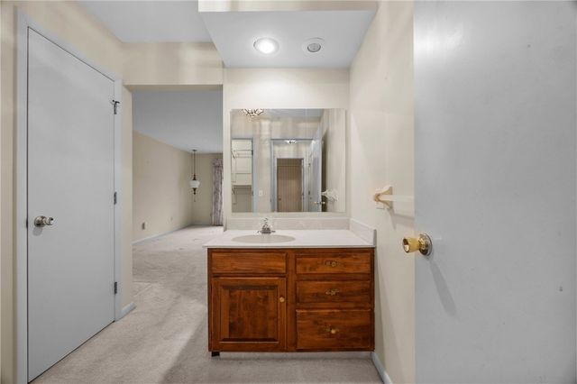 23 Sky Ridge Drive, Penfield, NY 14625