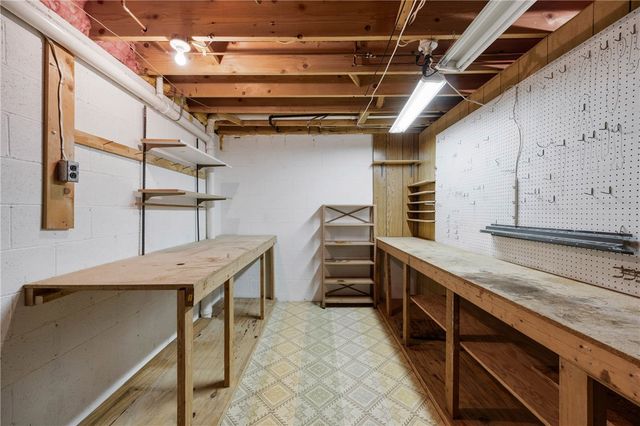 23 Sky Ridge Drive, Penfield, NY 14625