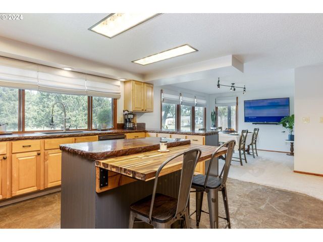 13535 SW Cinder Drive, Terrebonne, OR 97760