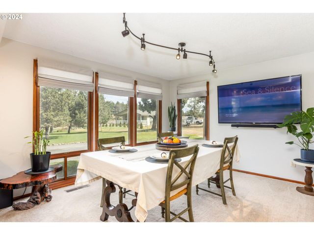 13535 SW Cinder Drive, Terrebonne, OR 97760