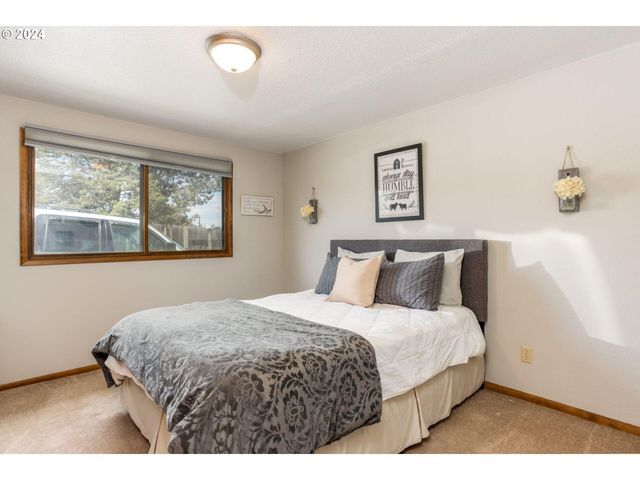 13535 SW Cinder Drive, Terrebonne, OR 97760