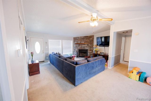 8016 Harbour Drive, Fair Haven, MI 48023