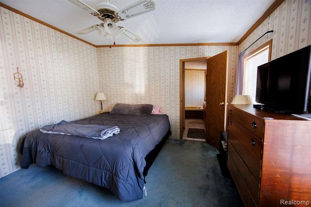 8016 Harbour Drive, Fair Haven, MI 48023