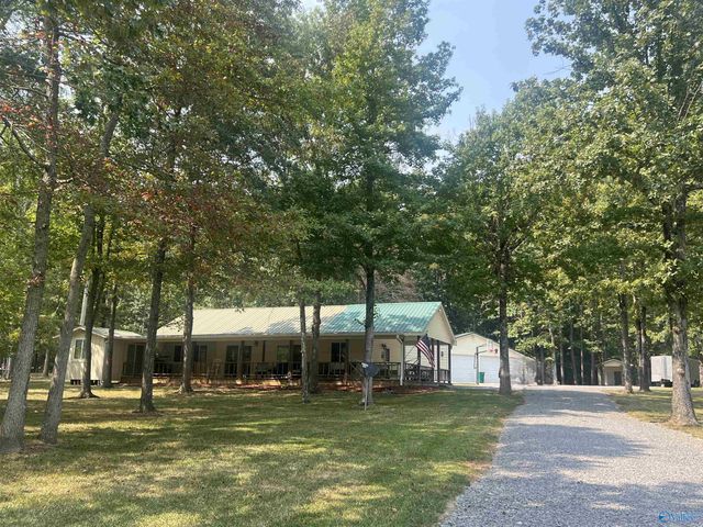 575 County Road 102, Cedar Bluff, AL 35959