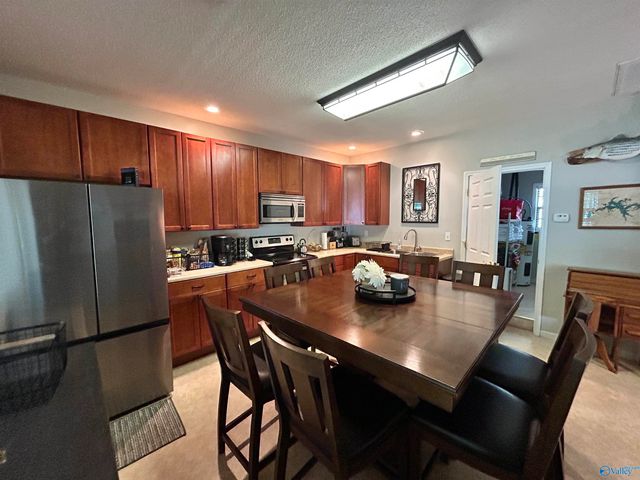 575 County Road 102, Cedar Bluff, AL 35959