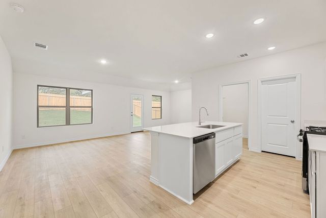 3883 Rose Hill Court, Denison, TX 75020