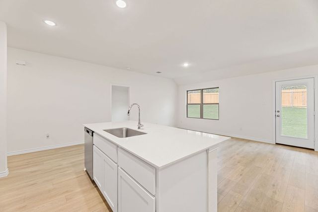 3883 Rose Hill Court, Denison, TX 75020