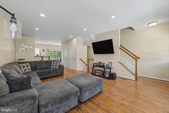 102 WINTERBERRY WAY, Deptford, NJ 08096