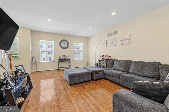 102 WINTERBERRY WAY, Deptford, NJ 08096