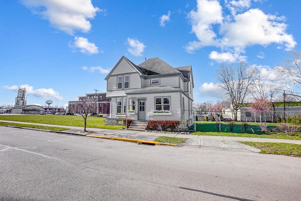 28 W Canal Street 28 W Canal Street, Troy, OH 45373