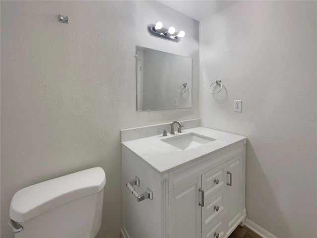 16423 LAKE BYRD DRIVE, Tampa, FL 33618