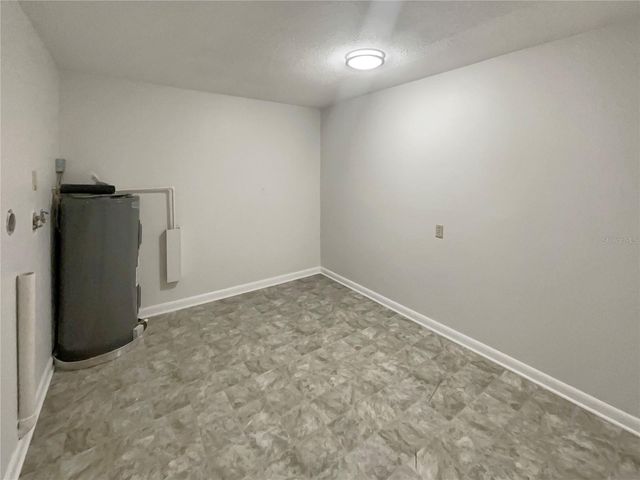 16423 LAKE BYRD DRIVE, Tampa, FL 33618