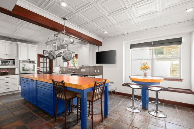 6002 Rain Creek PKWY, Austin, TX 78759